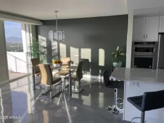 Photo #2: 6907689 Listing