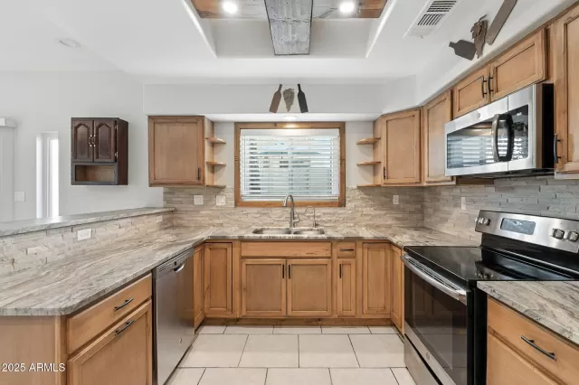 MLS: 6907891 Condo For Sale