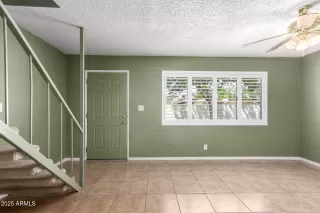 Photo #3: 6907924 Listing 