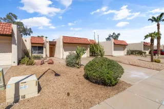 Photo #3: 6908074 Listing