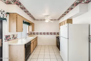 Photo #1: 6908088 Listing