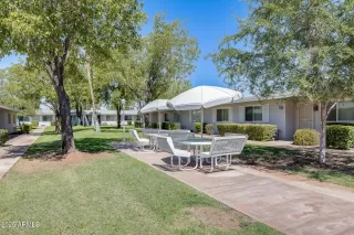 Photo #2: 6908088 Listing