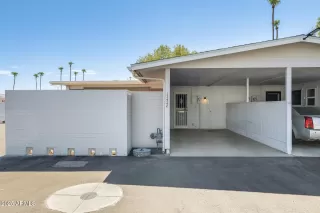 Photo #3: 6908088 Listing