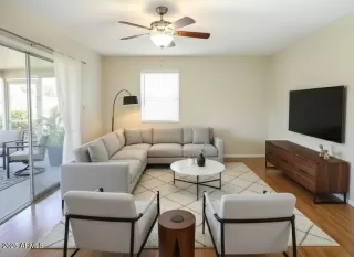 Photo #1: 6908101 Listing 