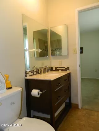 Photo #4: 6908101 Listing 