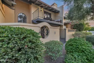 More Details about MLS # 6908264 : 5825 N 12TH STREET#4