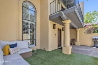 Photo #3: 6908264 Listing 