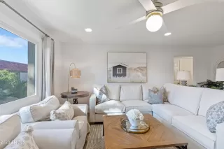 Photo #6: 6908438 Listing 