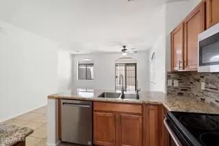 Photo #4: 6908499 Listing 