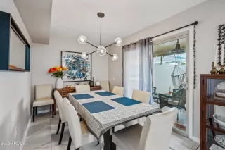 Photo #1: 6908688 Listing