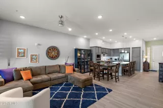 Photo #2: 6908691 Listing 