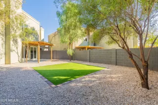 Photo #6: 6908742 Listing 