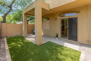 Photo #4: 6908763 Listing