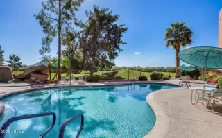 Photo #6: 6908862 Listing