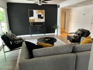 Photo #5: 6908940 Listing 