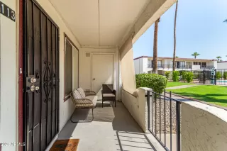 Photo #2: 6908959 Listing 