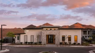 Photo #5: 6908970 Listing 