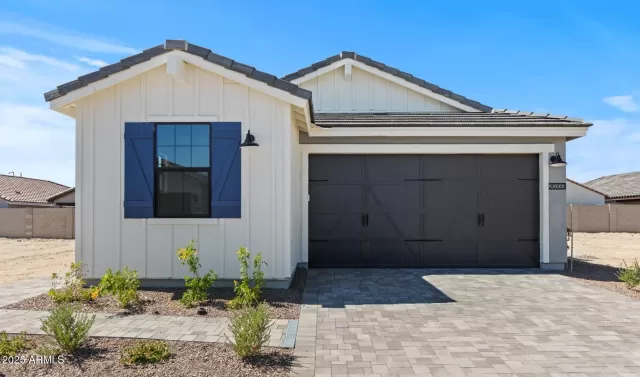 MLS: 6909101 Condo For Sale