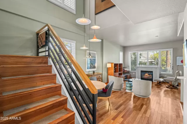 MLS: 6909342 Condo For Sale