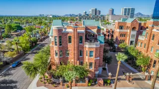 Photo #4: 6909389 Listing 