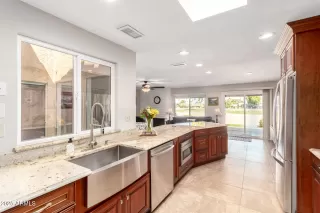 Photo #1: 6909475 Listing 