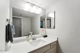 Photo #3: 6909497 Listing 