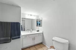 Photo #4: 6909497 Listing 