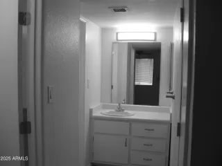 Photo #4: 6909568 Listing