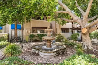 Photo #1: 6909827 Listing 