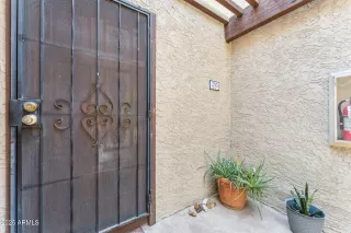 Photo #2: 6909827 Listing 