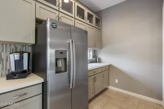 Photo #5: 6909853 Listing 