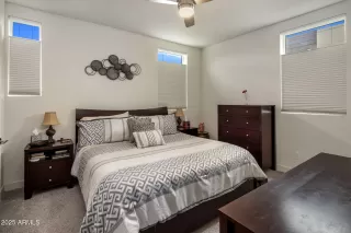 Photo #6: 6909853 Listing 