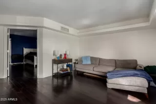 Photo #5: 6909855 Listing 