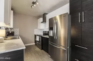 Photo #1: 6909989 Listing 