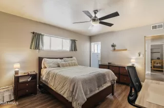 Photo #6: 6909989 Listing 