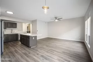 Photo #6: 6909999 Listing