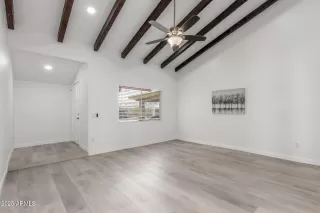 Photo #2: 6910065 Listing