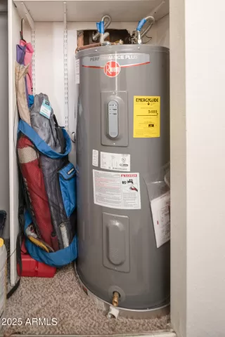 Photo #5: 6910127 Listing