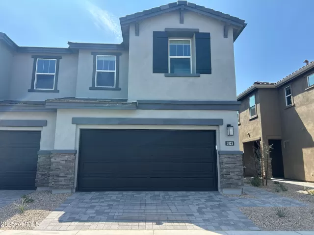 MLS: 6910155 Condo For Sale