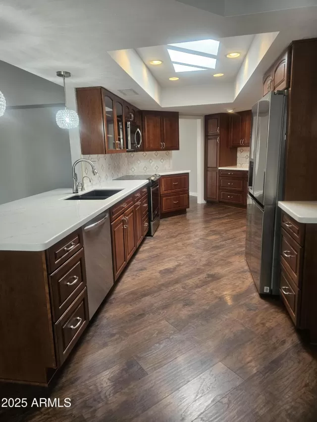 MLS: 6910183 Condo For Sale
