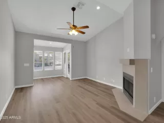 Photo #2: 6910342 Listing 