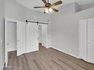 Photo #6: 6910342 Listing 