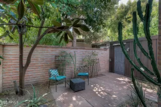 Photo #3: 6910392 Listing 