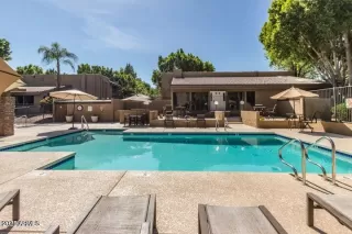 Photo #3: 6910466 Listing 