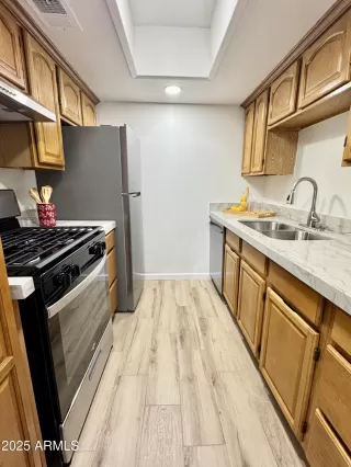 Photo #2: 6910748 Listing 