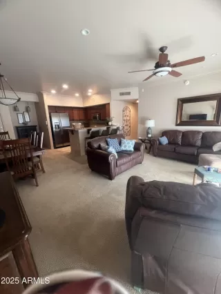 Photo #3: 6910894 Listing