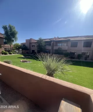 Photo #5: 6910894 Listing