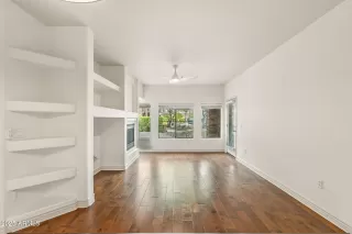 Photo #5: 6911173 Listing 