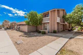 Photo #2: 6911186 Listing 