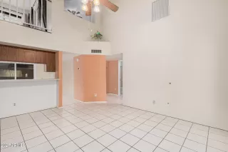 Photo #4: 6911186 Listing 